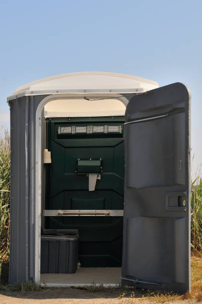 Best Luxury portable toilet rental  in Clear Lake, IA
