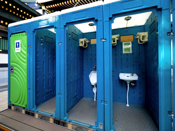 Best High-end porta potty rental  in Clear Lake, IA